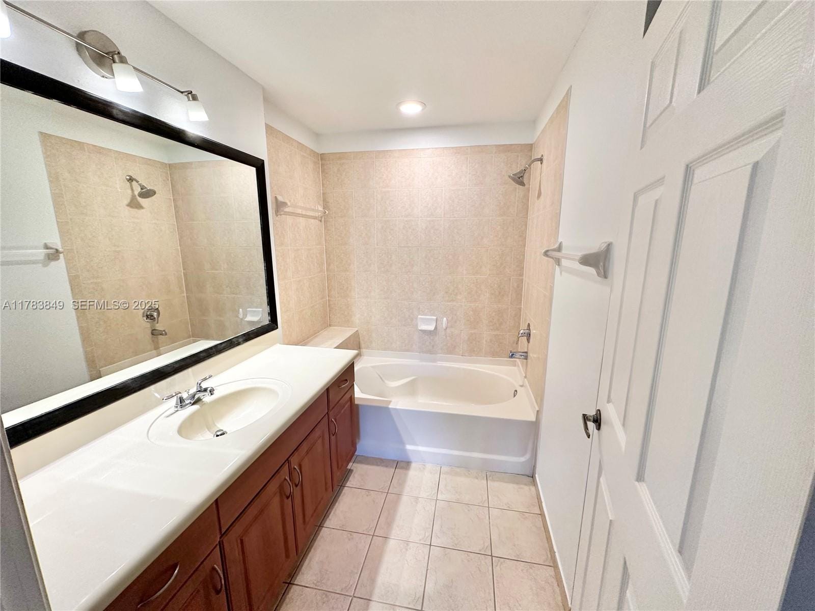 11202 NW 83rd Street 104, Doral, FL 33178 photo 11