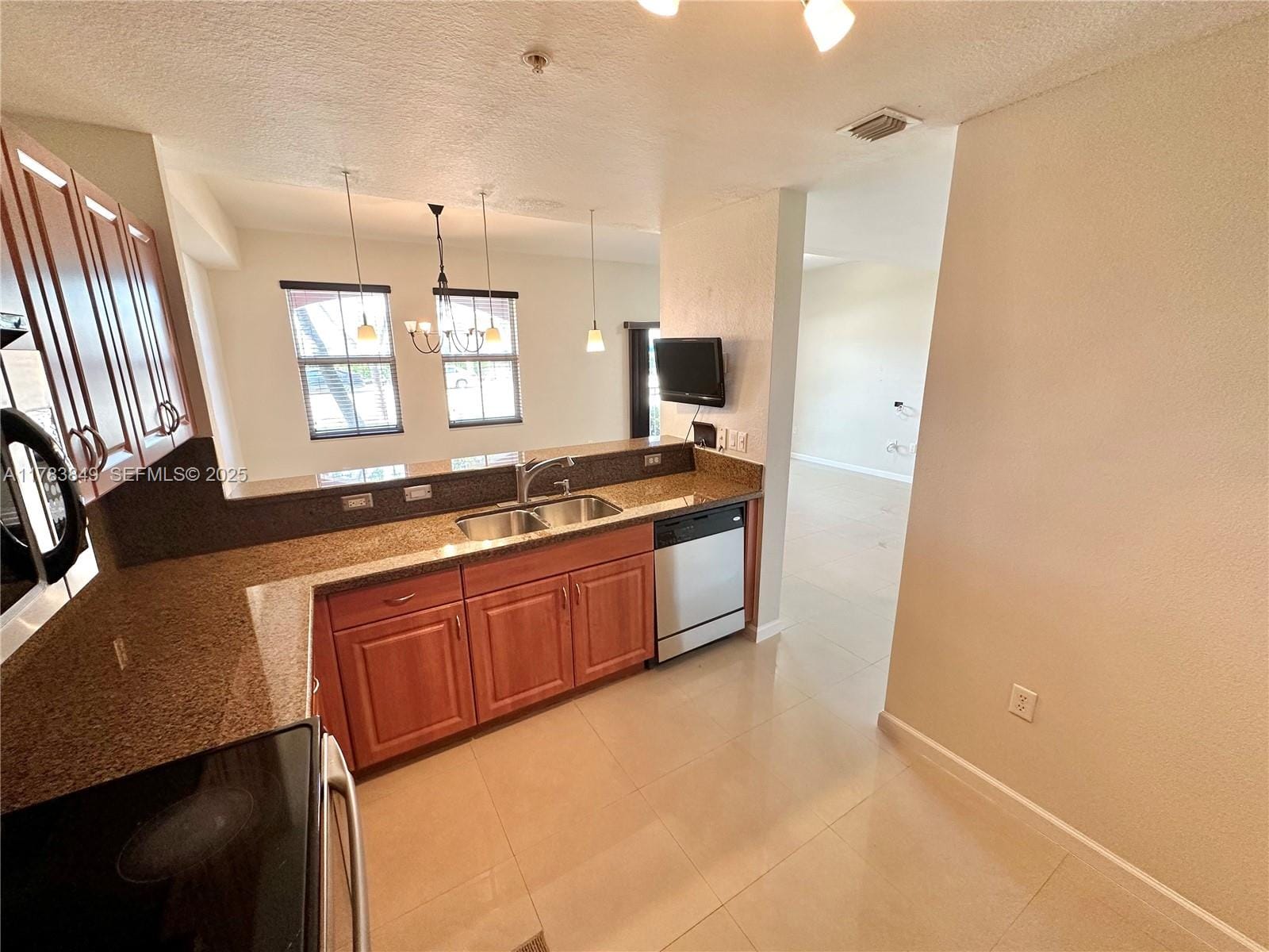 11202 NW 83rd Street 104, Doral, FL 33178 photo 5