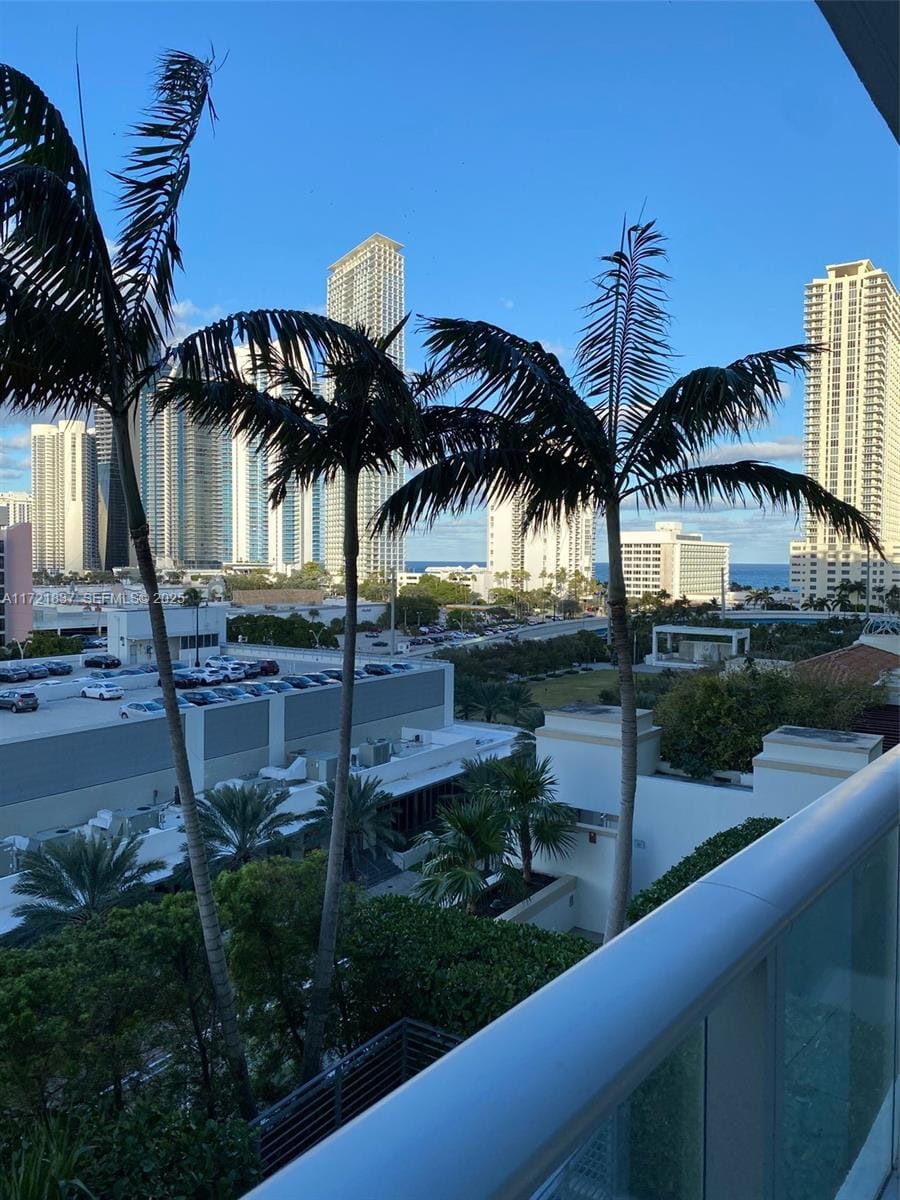 300 Sunny Isles Boulevard 4-703, Sunny Isles Beach, FL 33160 photo 16