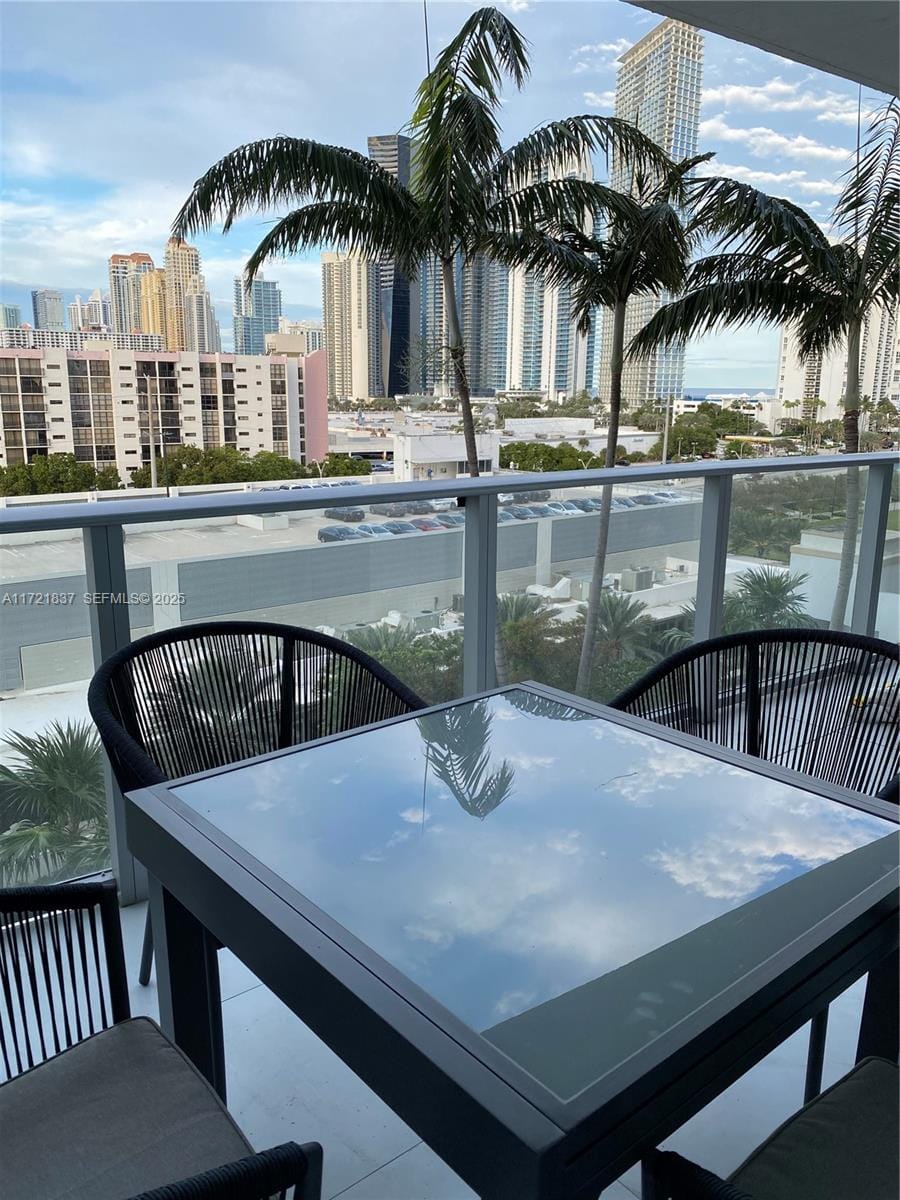 300 Sunny Isles Boulevard 4-703, Sunny Isles Beach, FL 33160 photo 17
