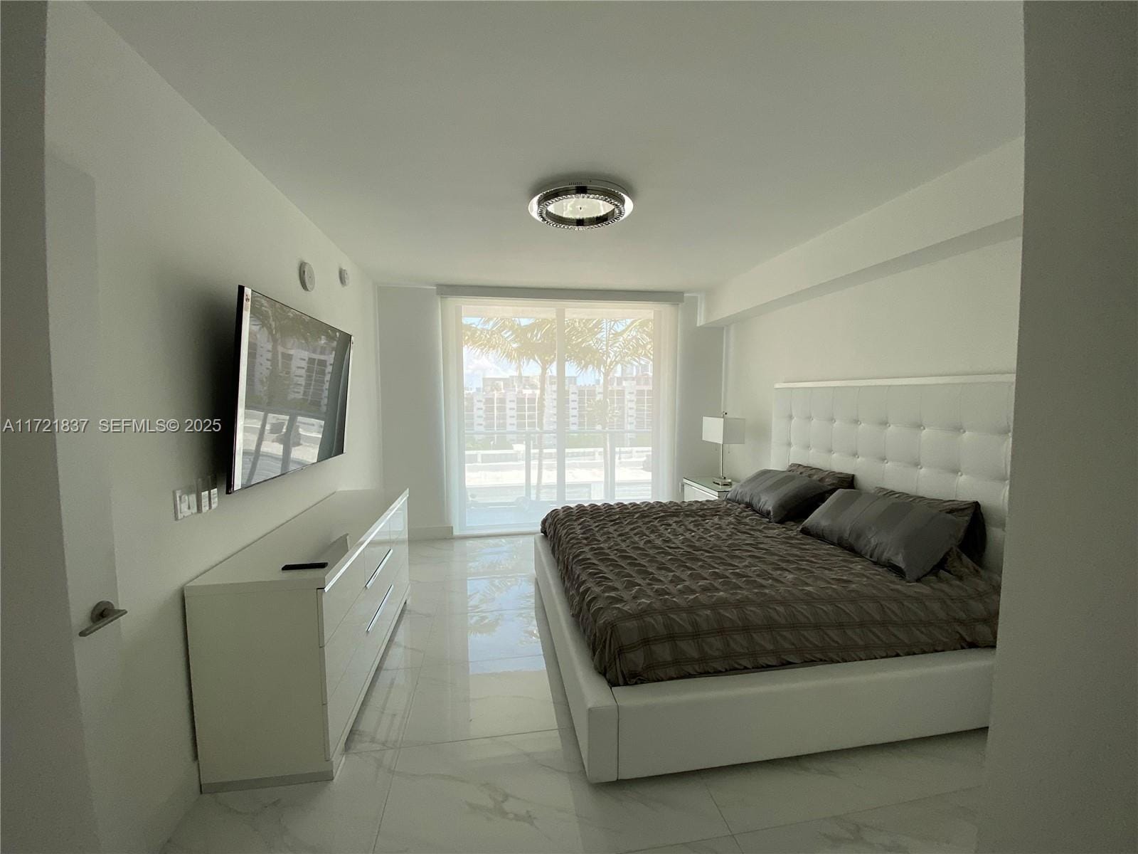 300 Sunny Isles Boulevard 4-703, Sunny Isles Beach, FL 33160 photo 10