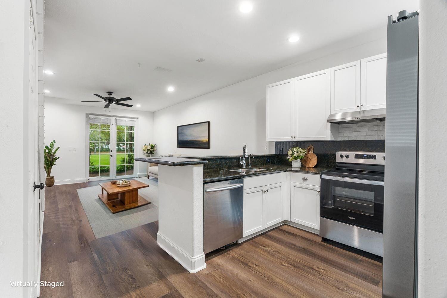 4618 SW 75th Way — photo 3