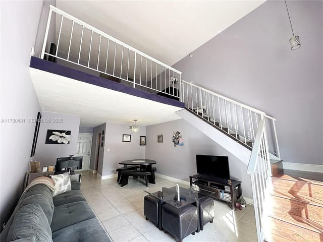 8550 SW 109th Avenue 5-217, sold in Courtyards At Kendall Con, Miami, FL