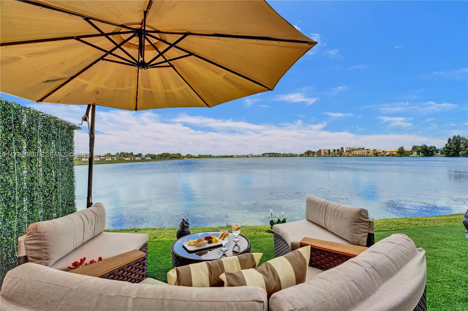 20540 NE 5th Place, Miami, FL 33179