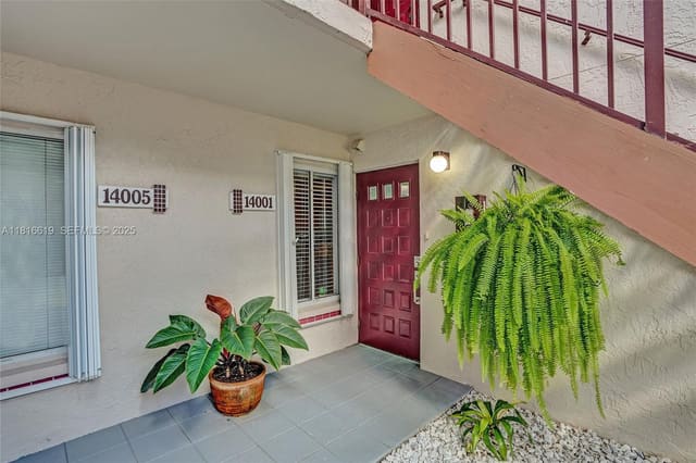 14001 SW 91st Terrace 14001, Miami, FL 33186