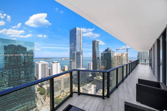 1300 S Miami Avenue 4205, Miami, FL 33130