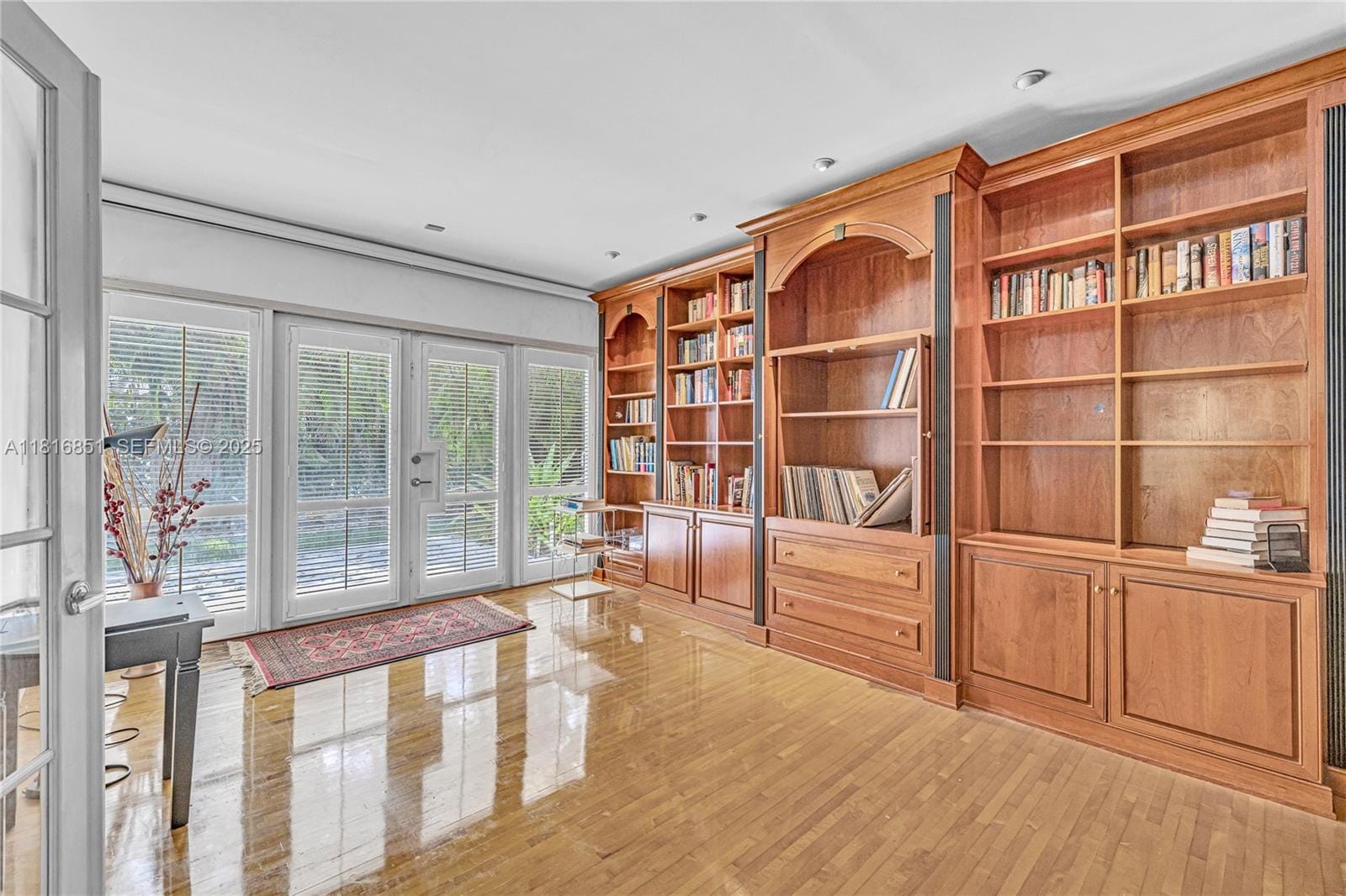 923 Catalonia Avenue, Coral Gables, FL 33134 photo 13