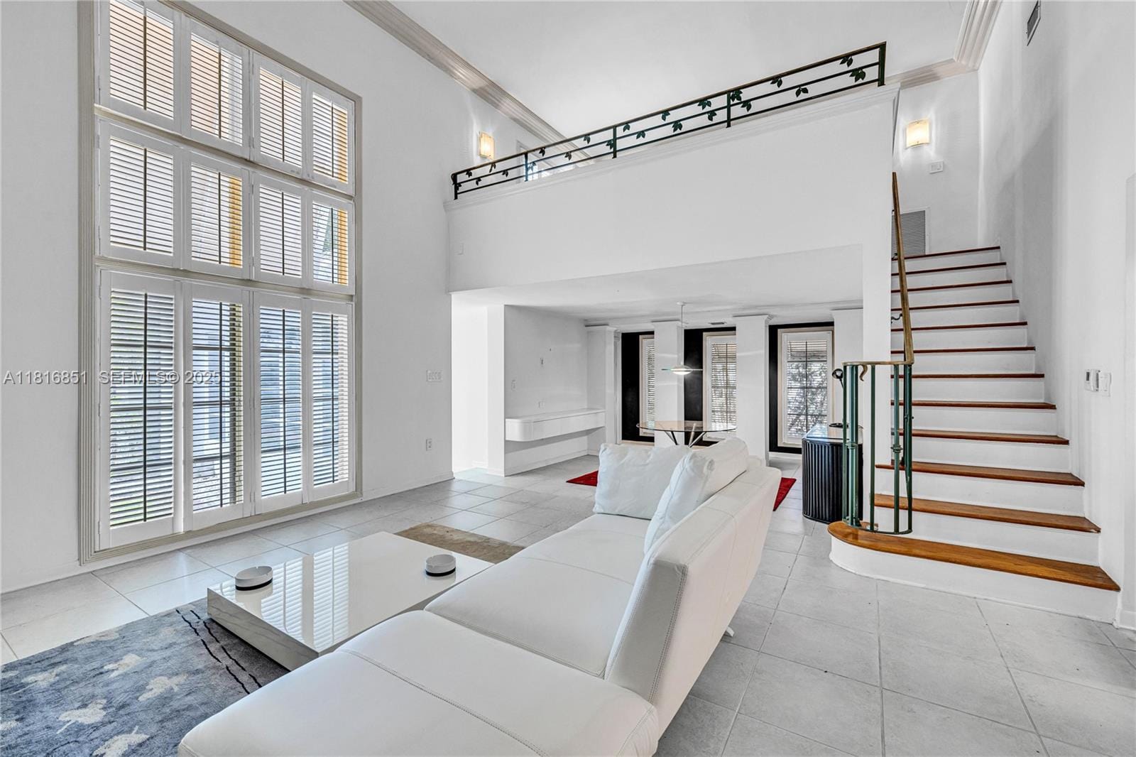 923 Catalonia Avenue — photo 4