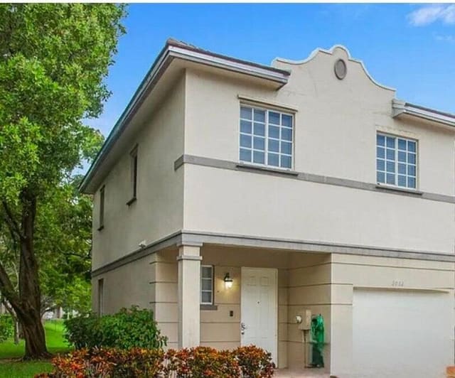 2032 Freeport Drive, Riviera Beach, FL 33404