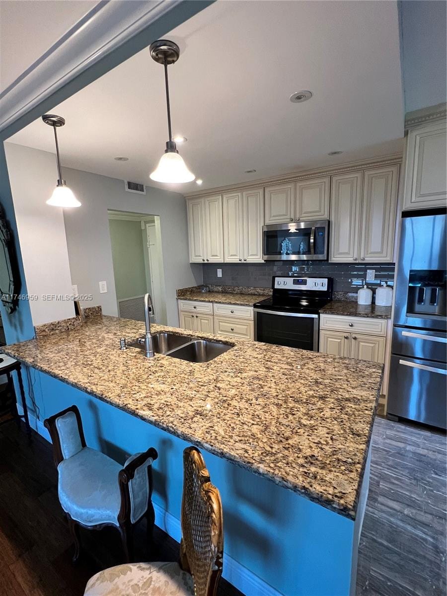 4350 Hillcrest Drive 800, Hollywood, FL 33021 photo 2