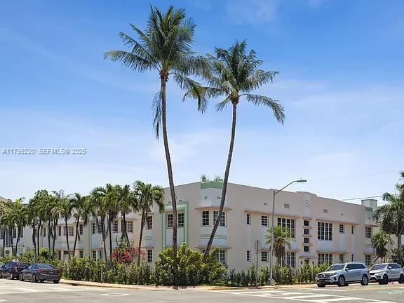 530 15th Street 201, sold in The Chelsea Condo, Miami Beach, FL