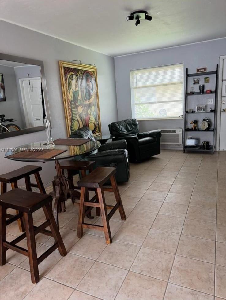 2241 Monroe Street 11 — photo 2
