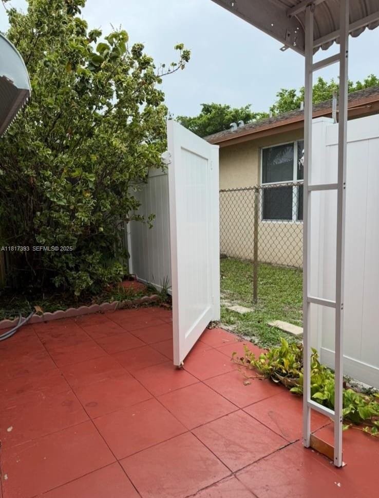 2241 Monroe Street 11 — photo 11