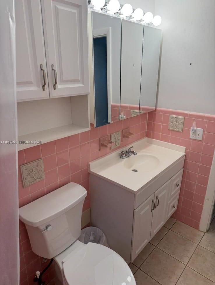 2241 Monroe Street 11 — photo 7