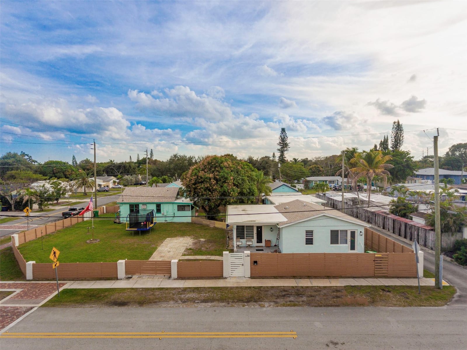 302 SW 2 Avenue, Dania Beach, FL 33004 photo 28