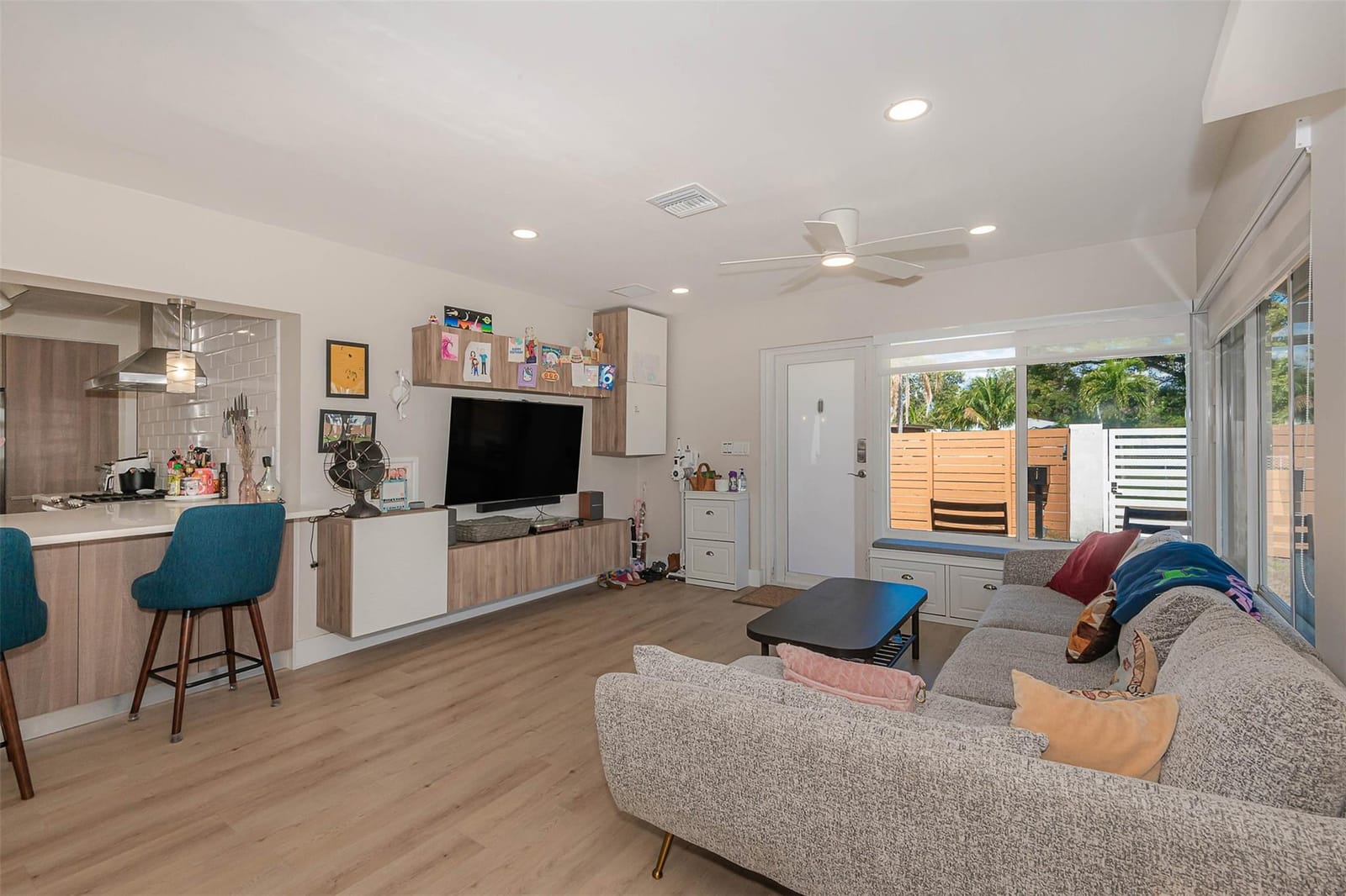 302 SW 2 Avenue — photo 10