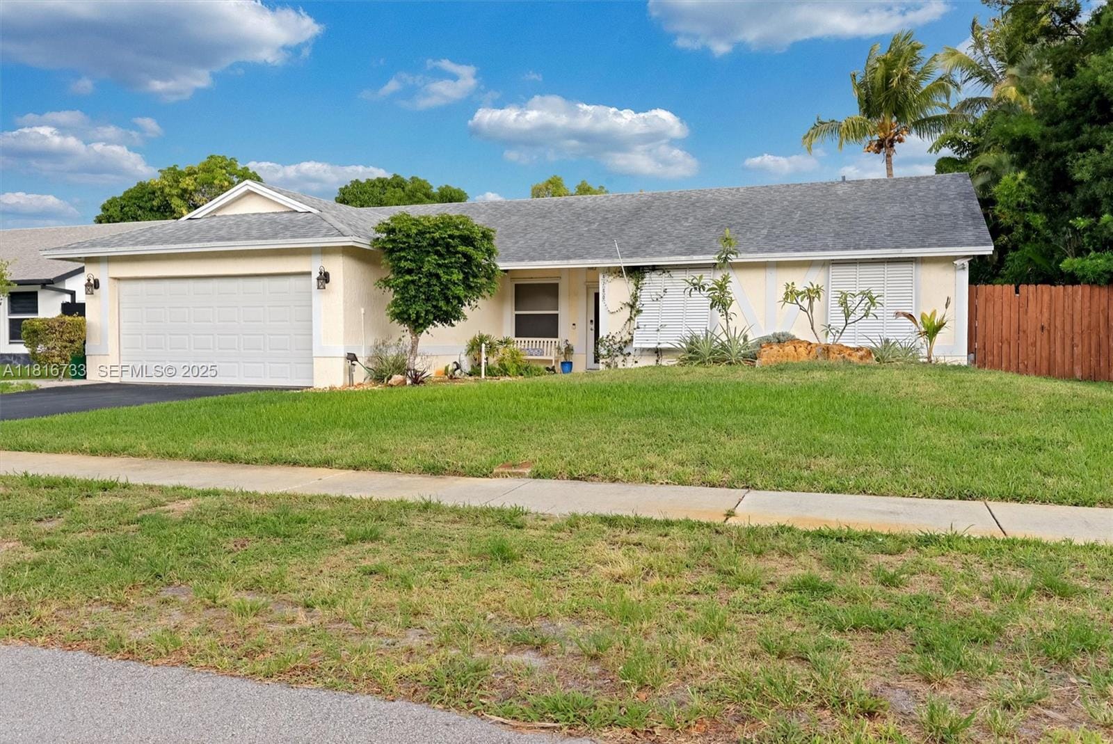 4760 SW 57th Avenue, Davie, FL 33314 photo 2
