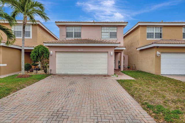 6670 NW 38th Drive, Lauderhill, FL 33319