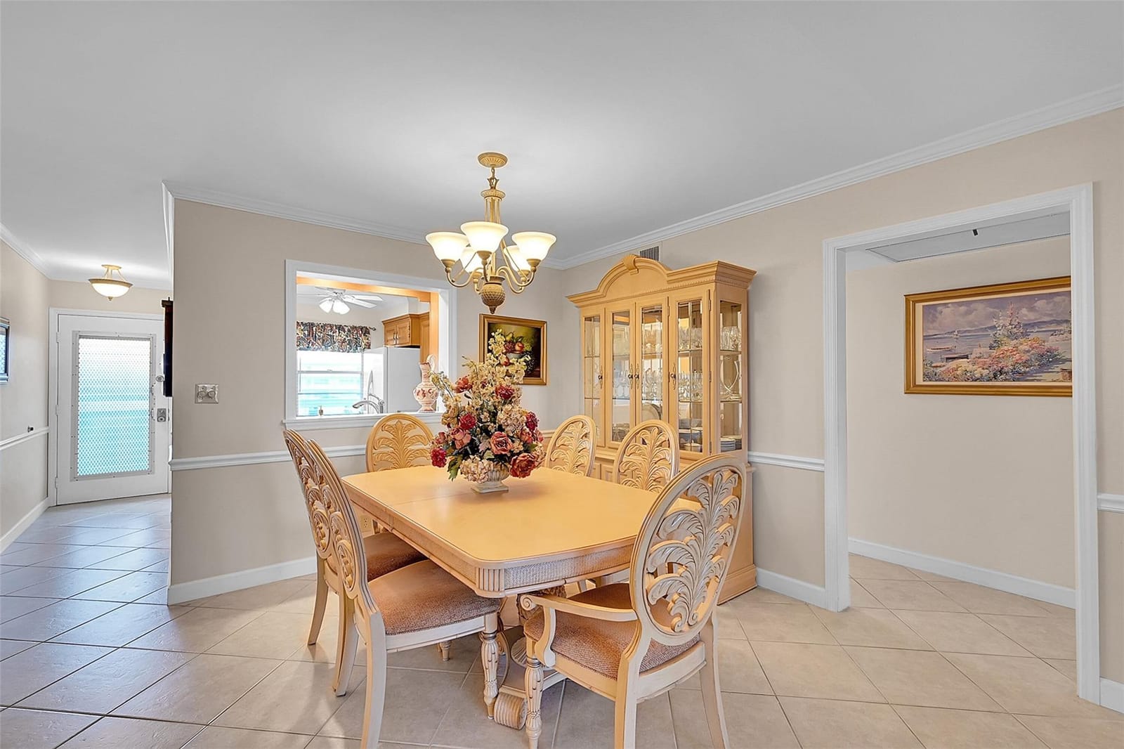 2901 Victoria Circle E3 — photo 3