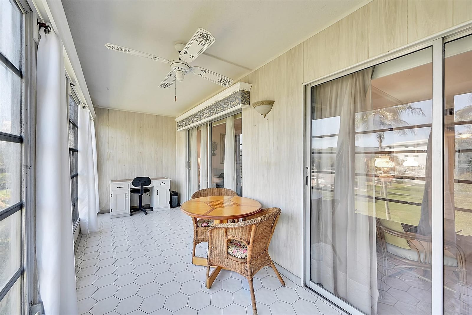 2901 Victoria Circle E3, Coconut Creek, FL 33066 photo 25