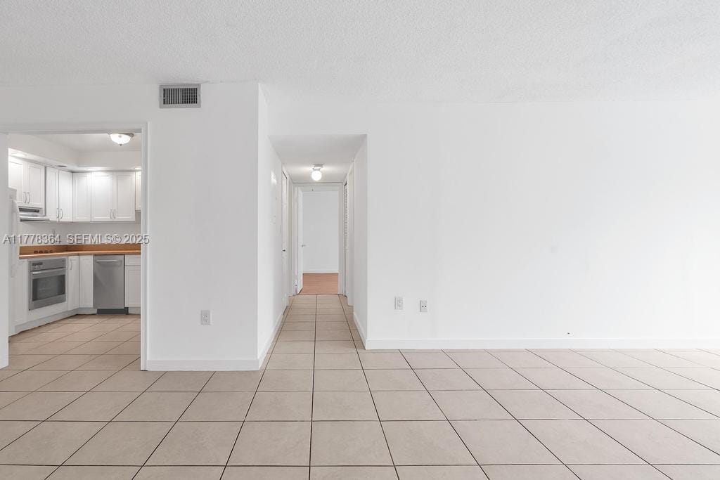 1450 Brickell Bay Drive 307, Miami, FL 33131 photo 2