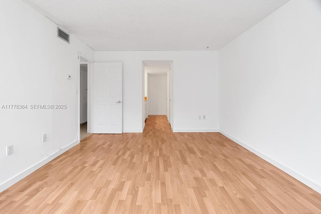 1450 Brickell Bay Drive 307, Miami, FL 33131 photo 11