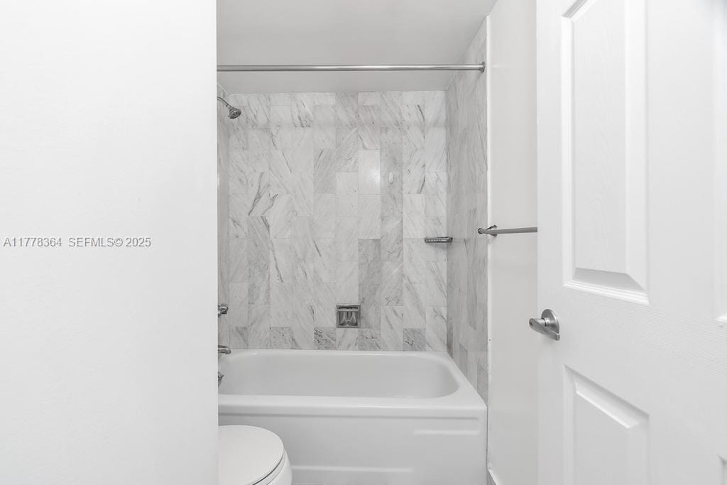 1450 Brickell Bay Drive 307, Miami, FL 33131 photo 14