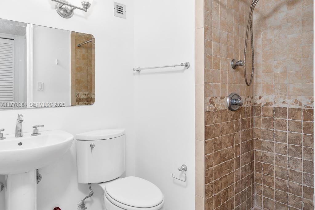 1450 Brickell Bay Drive 307, Miami, FL 33131 photo 8