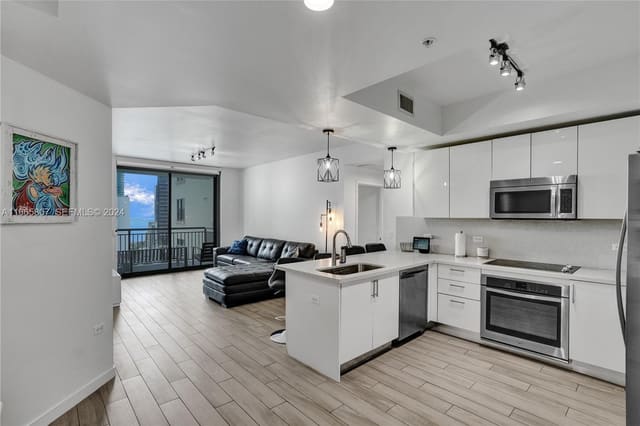999 SW 1st Avenue 1807, sold in Nine At Mary Brickell Vil, Miami, FL