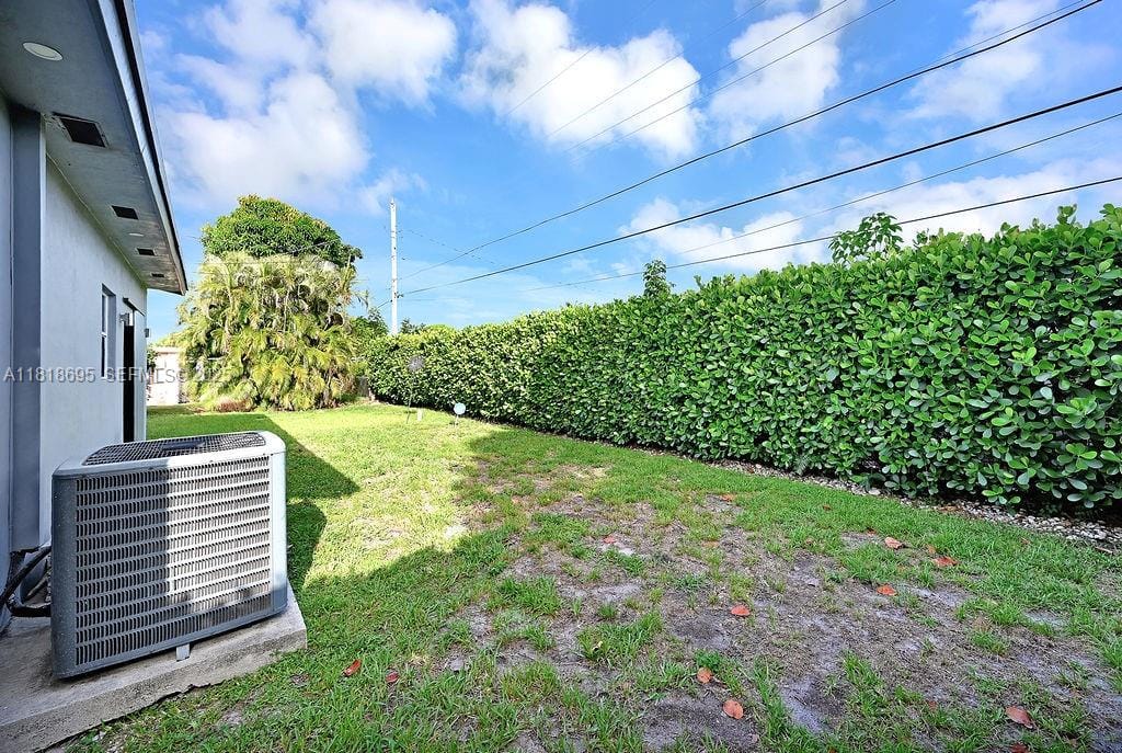 1968 NW 186th Street — photo 5