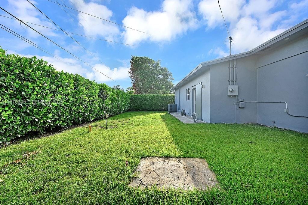 1968 NW 186th Street — photo 8