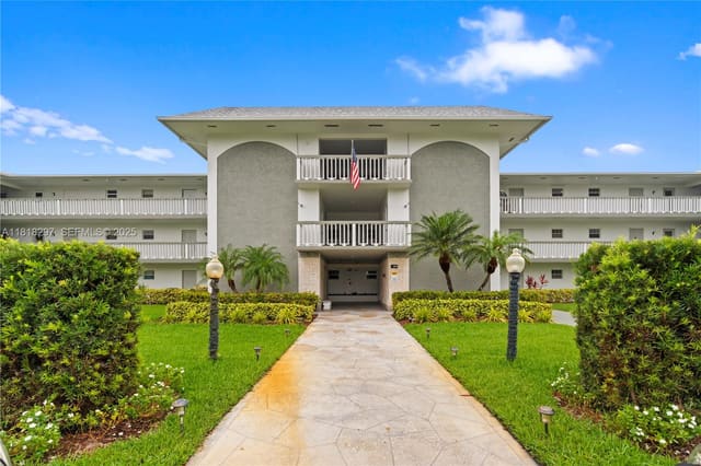 1200 Hillcrest Court 107, Hollywood, FL 33021