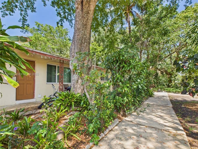 1901 SW 11th Street, sold in Riverside Park, Fort Lauderdale, FL