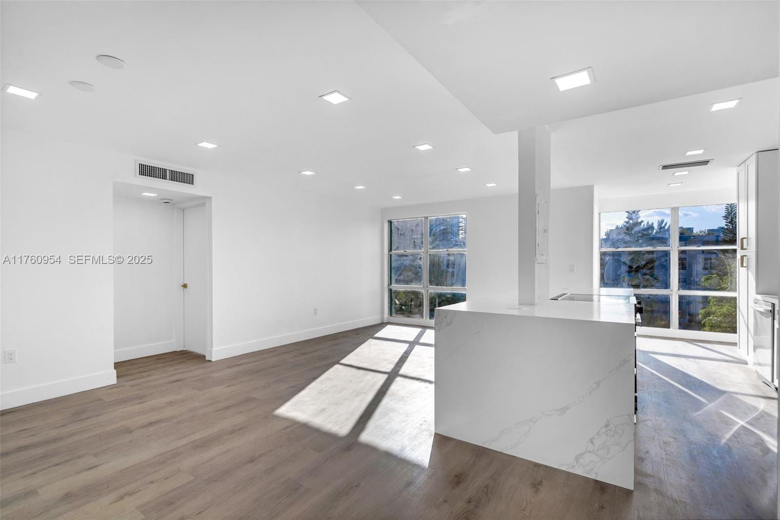 17560 Atlantic Boulevard 409, Sunny Isles Beach, FL 33160 photo 18