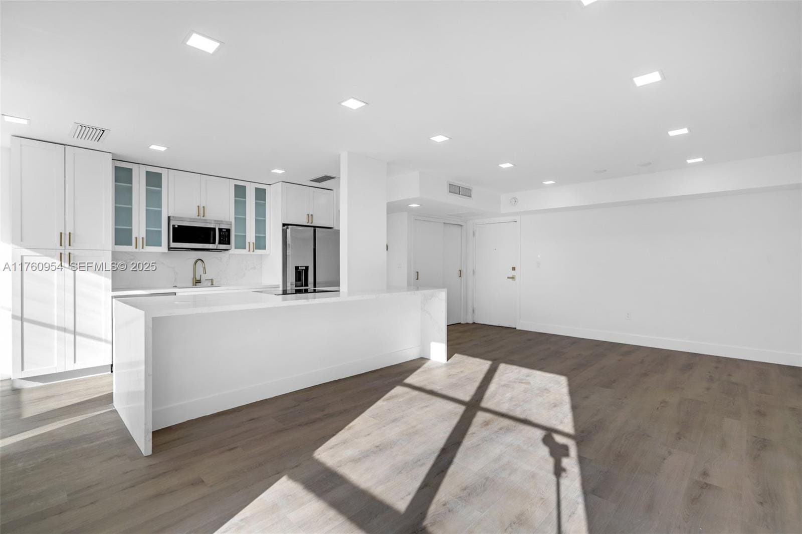 17560 Atlantic Boulevard 409, Sunny Isles Beach, FL 33160 photo 19