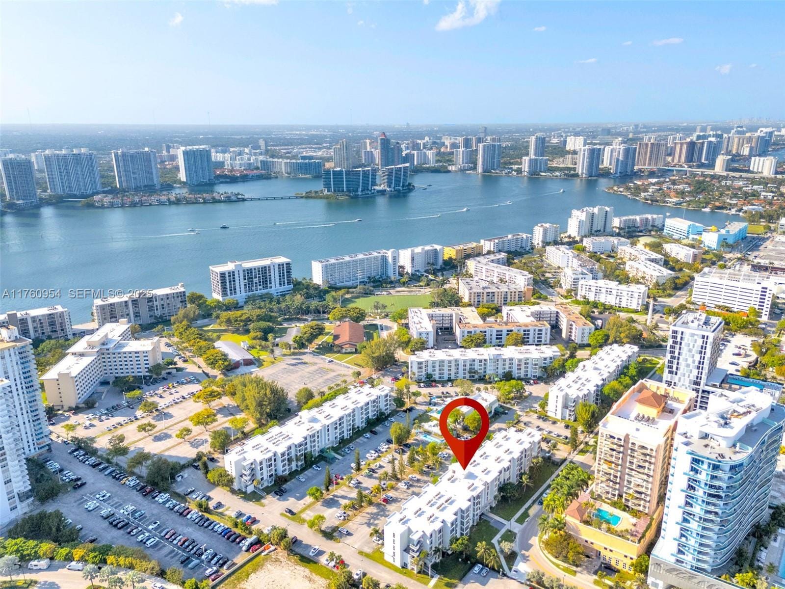 17560 Atlantic Boulevard 409, Sunny Isles Beach, FL 33160 photo 3