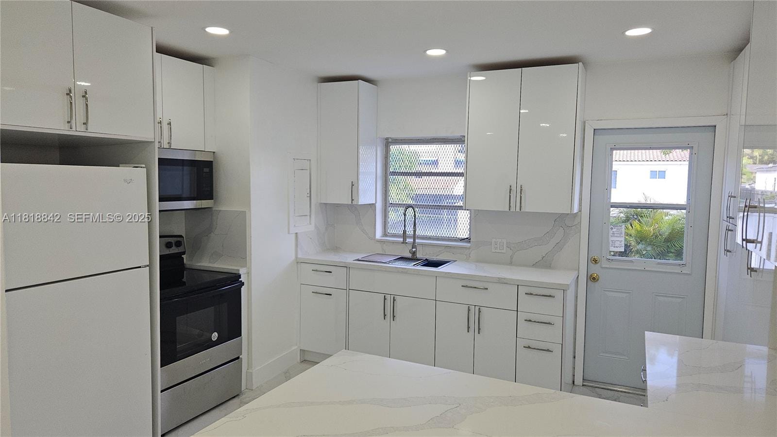 130 W 60th Street, Hialeah, FL 33012 photo 6