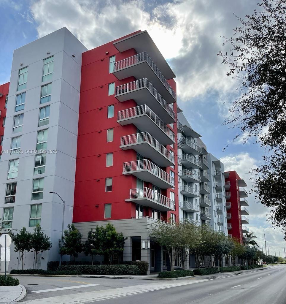 7661 NW 107th Avenue 614, Doral, FL 33178