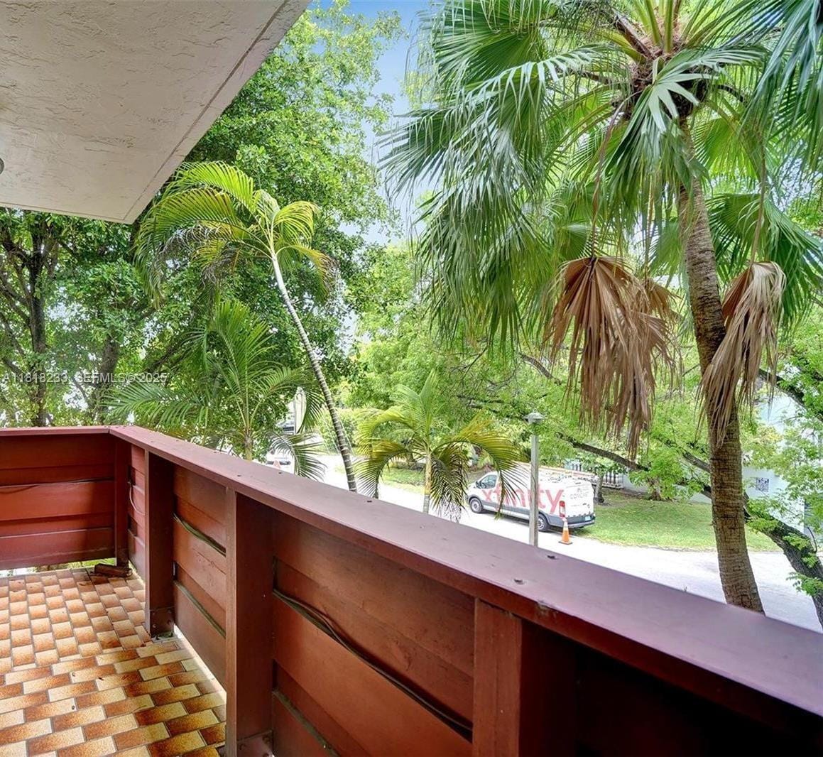 1205 Mariposa Avenue 333, Coral Gables, FL 33146 photo 12