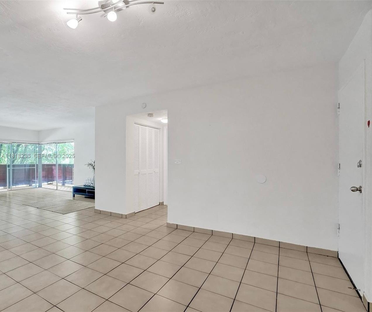 1205 Mariposa Avenue 333, Coral Gables, FL 33146 photo 21