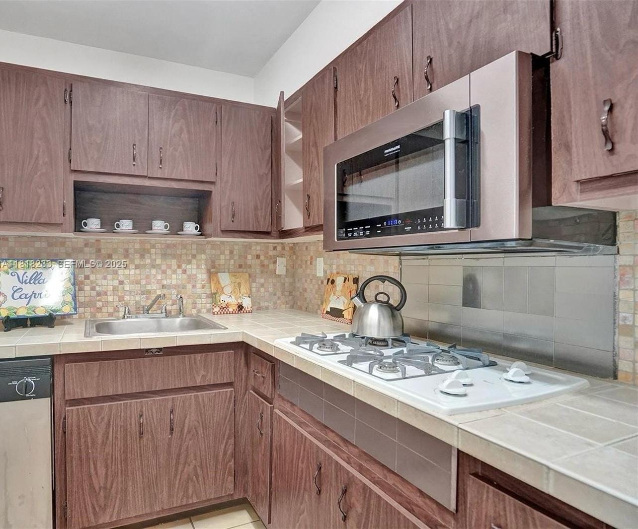 1205 Mariposa Avenue 333, Coral Gables, FL 33146 photo 9
