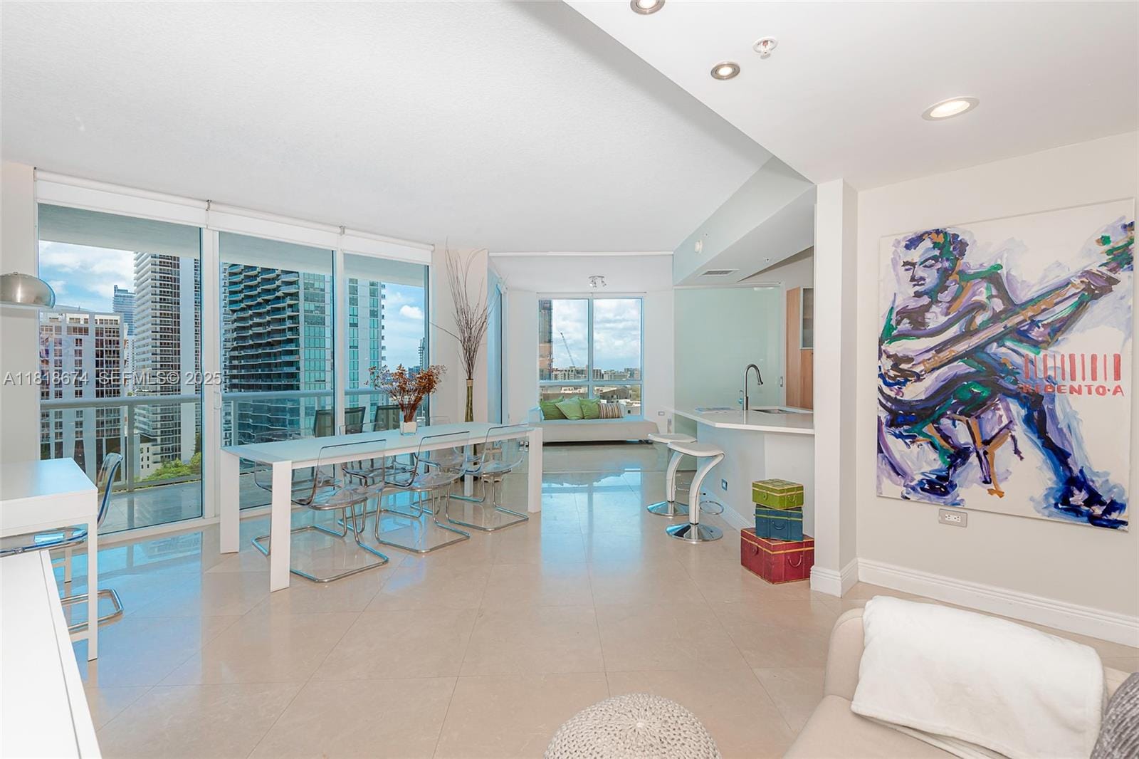 480 NE 30th Street 1505, Miami, FL 33137 photo 2