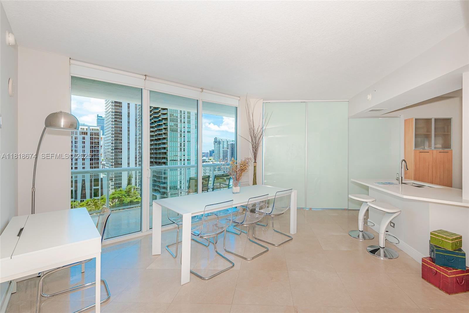 480 NE 30th Street 1505, Miami, FL 33137 photo 3