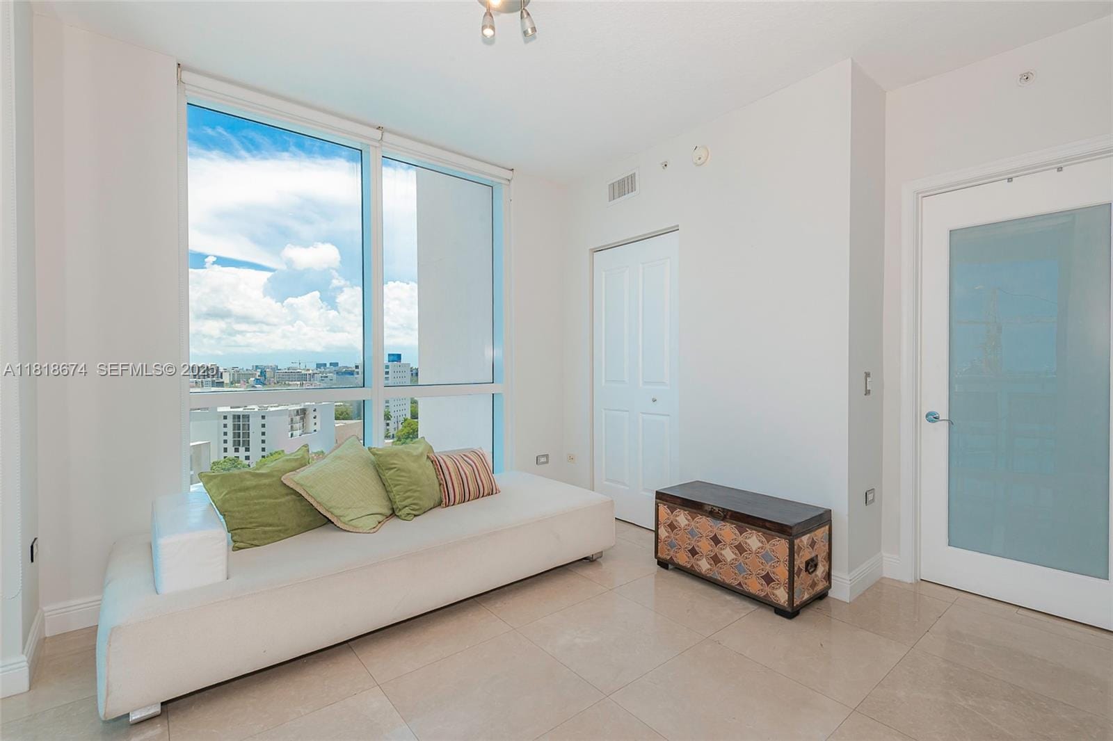 480 NE 30th Street 1505, Miami, FL 33137 photo 10