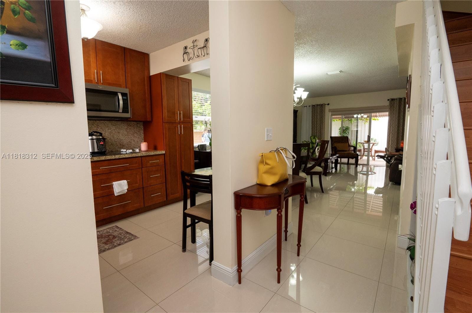 2375 W 74th Street 106-6, Hialeah, FL 33016 photo 4