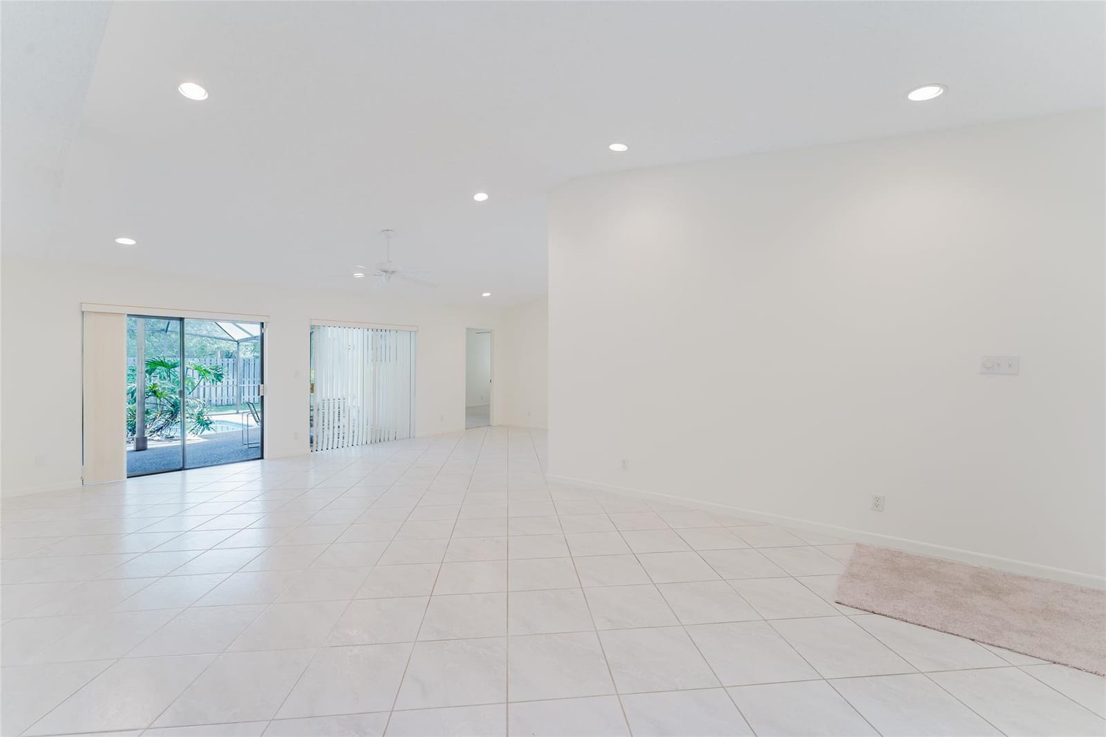 10073 NW 7th Court — photo 7