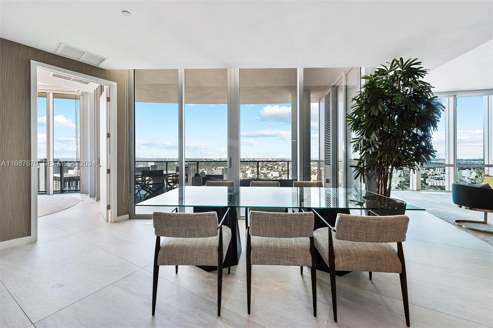 851 NE 1st Avenue PH 5112, Miami, FL 33132 photo 15