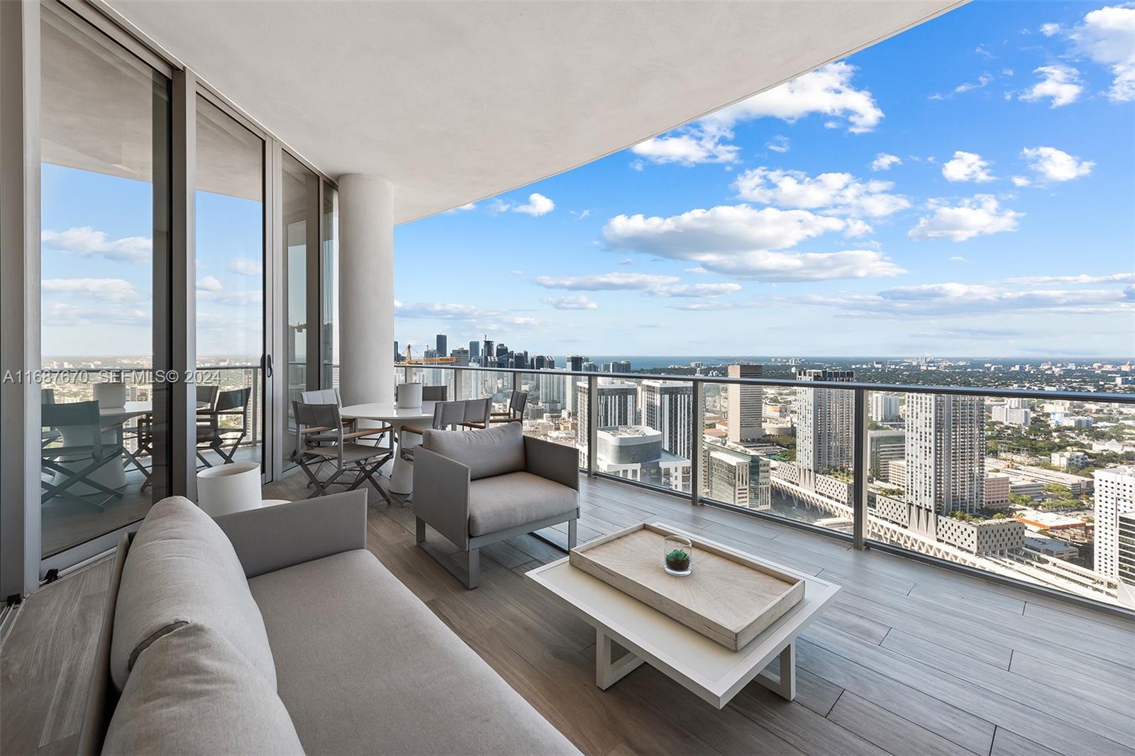 851 NE 1st Avenue PH 5112, Miami, FL 33132 photo 16