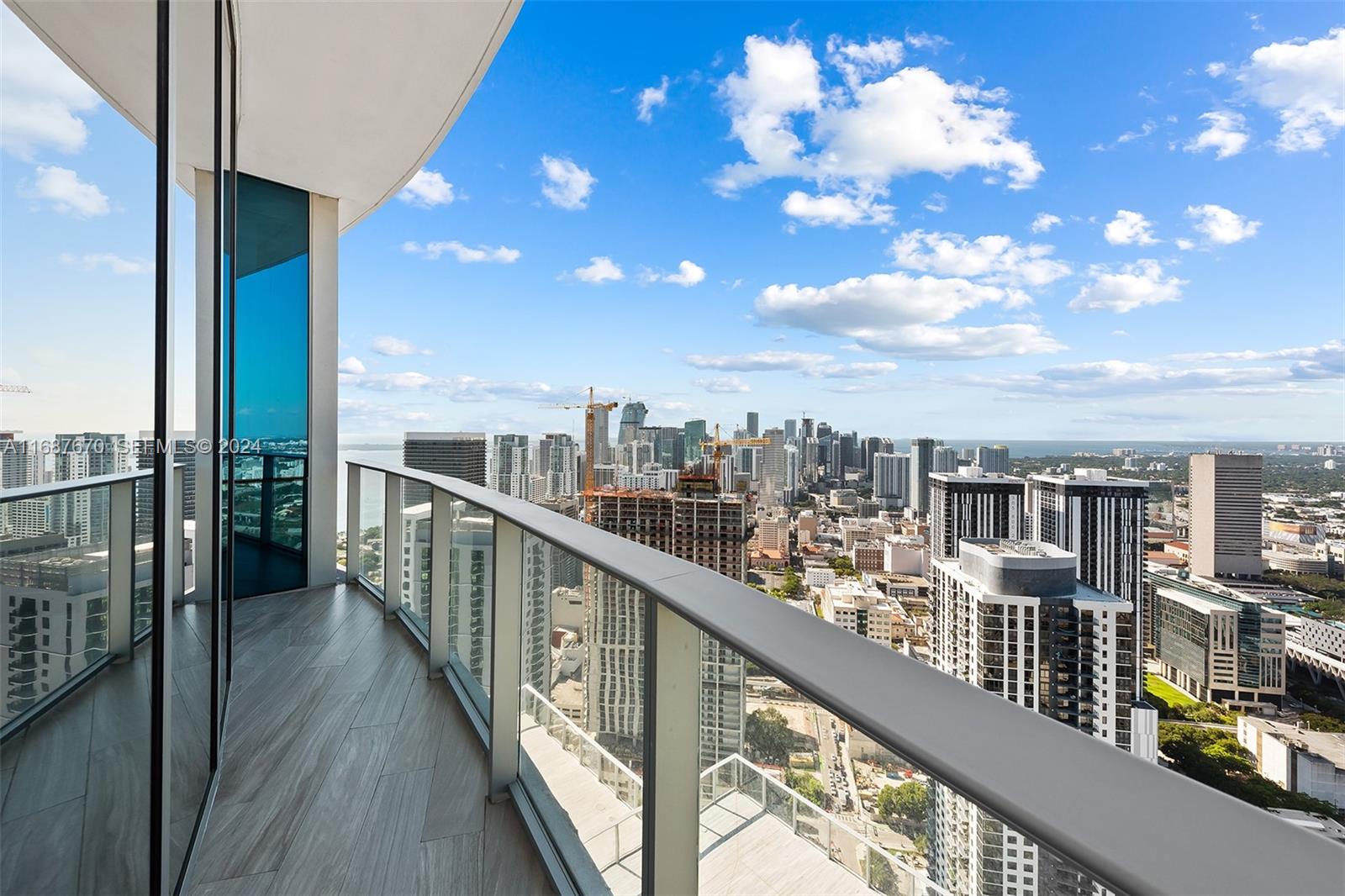 851 NE 1st Avenue PH 5112, Miami, FL 33132 photo 18