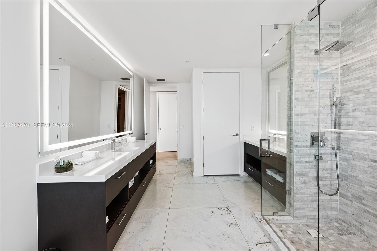 851 NE 1st Avenue PH 5112, Miami, FL 33132 photo 23